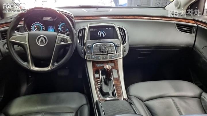 Chevrolet Alpheon CL240 Premium 6