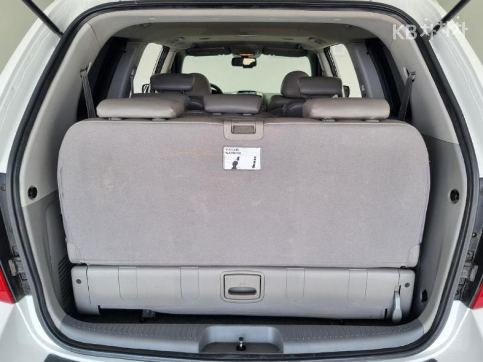 2012 - kia carnival