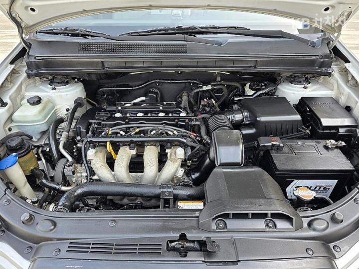 Kia Carens New 2.0 LPI GX Top Model 5