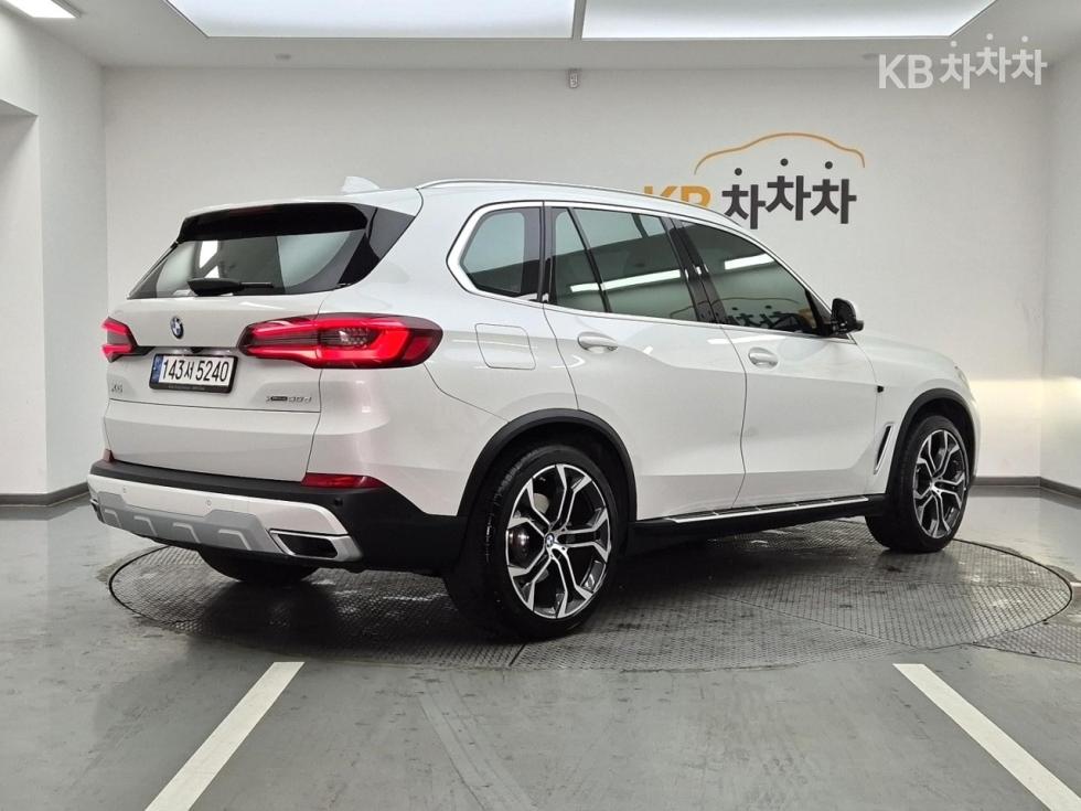 BMW X5 — miniaturë 4