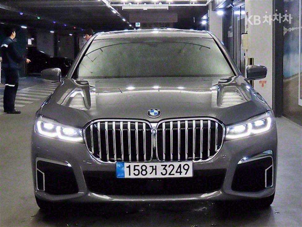 بي إم دبليو 7-Series