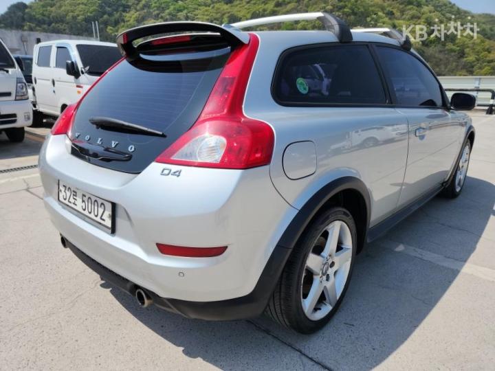 Volvo C30 D4 8