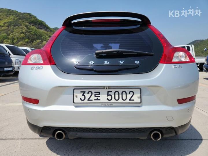 Volvo C30 D4 10