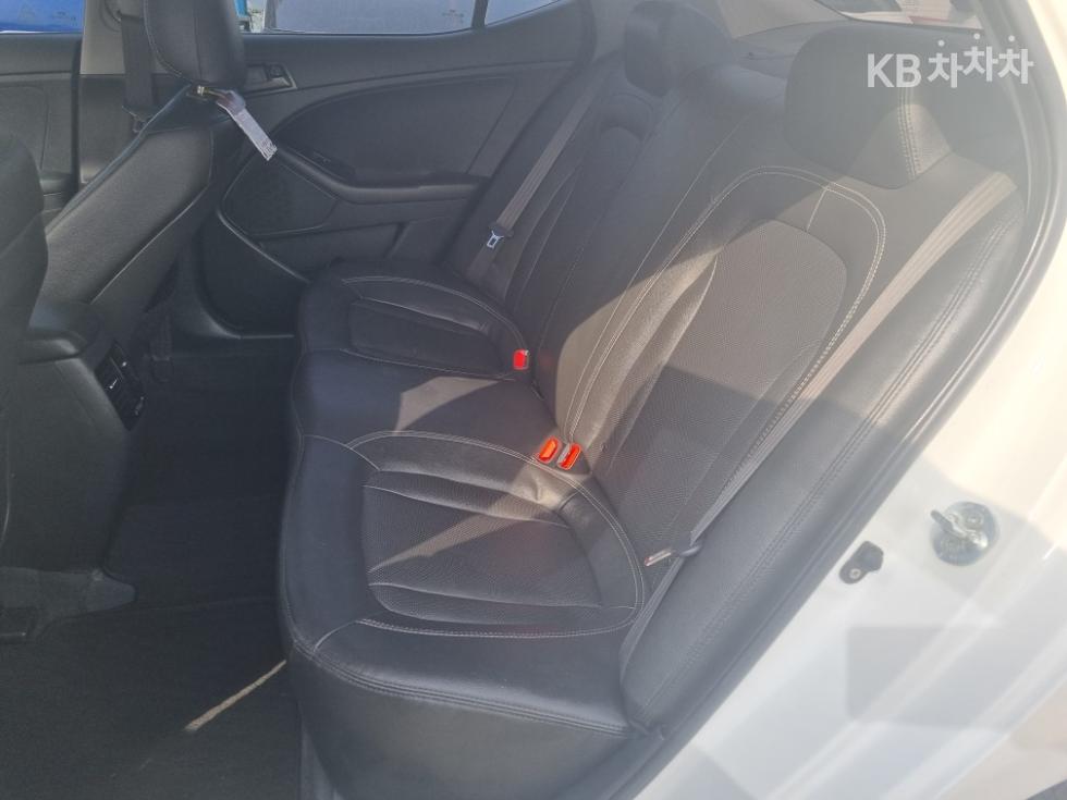 2011 - kia k5