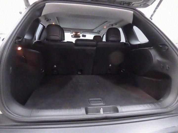 Jeep Cherokee 2.4 Longitude High 10