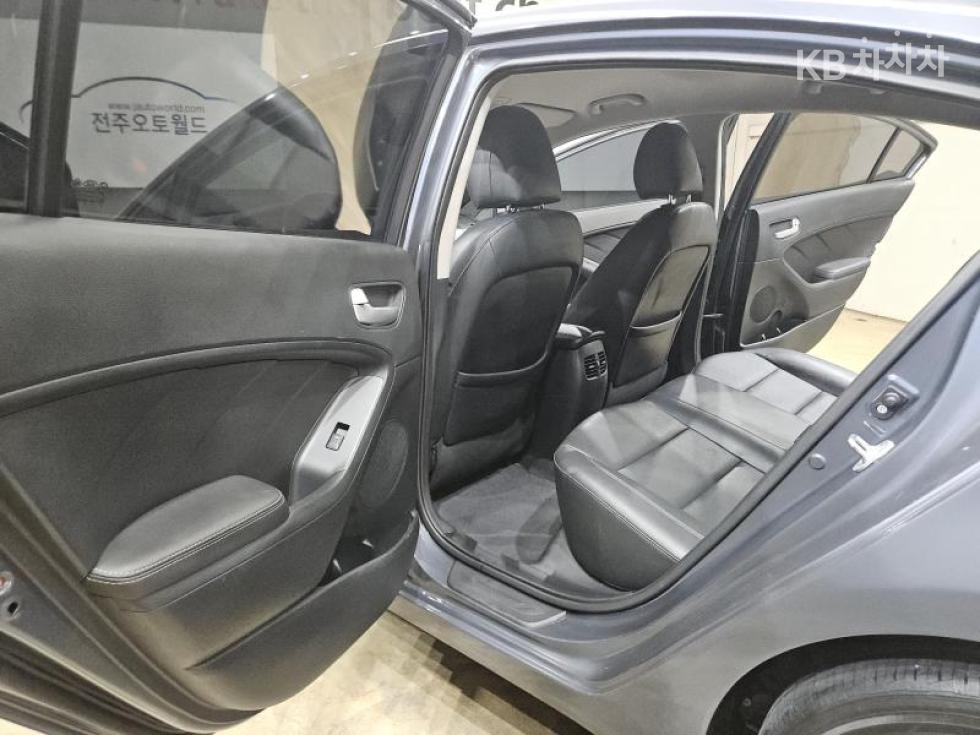2015 - kia k3
