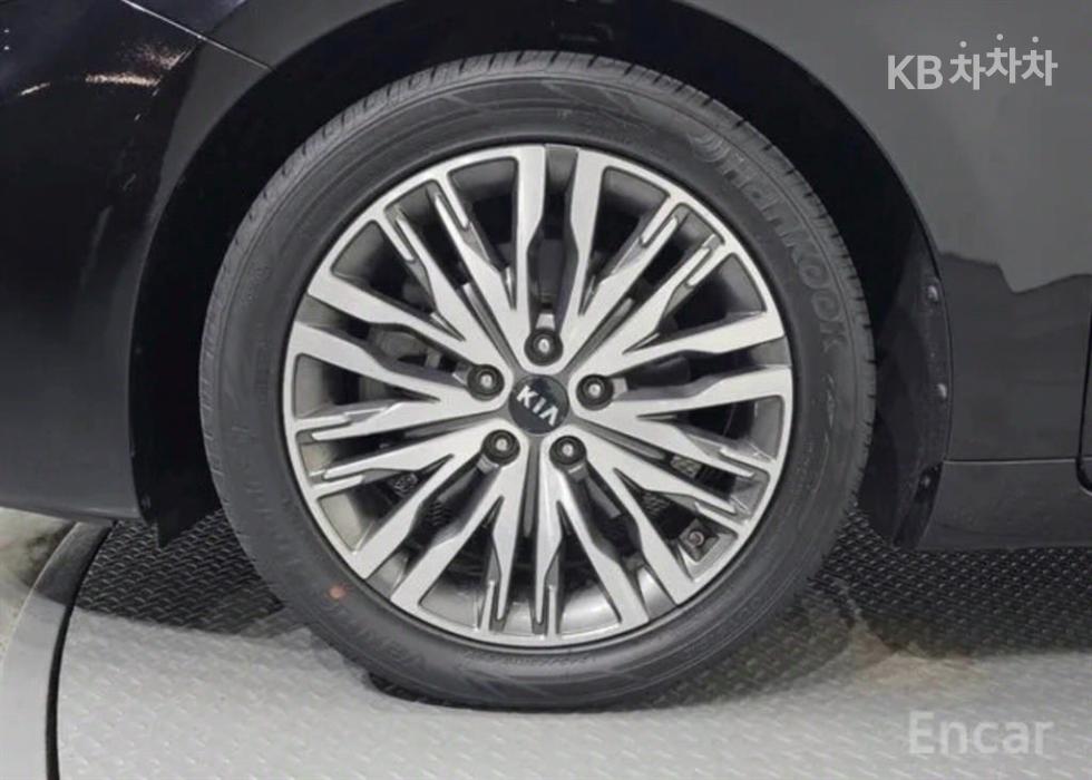 2020 - kia k7