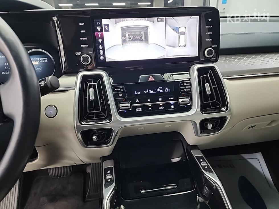 2021 - kia sorento