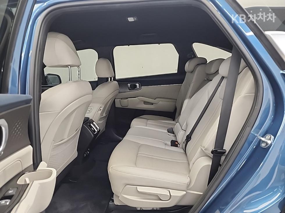 2021 - kia sorento