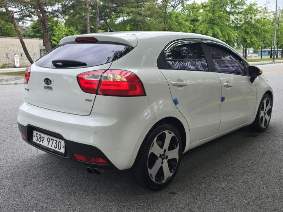 2013 - kia pride