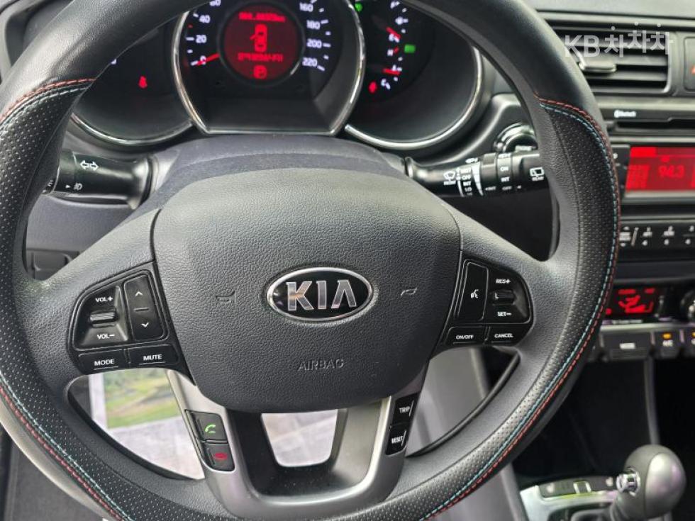 2013 - kia pride