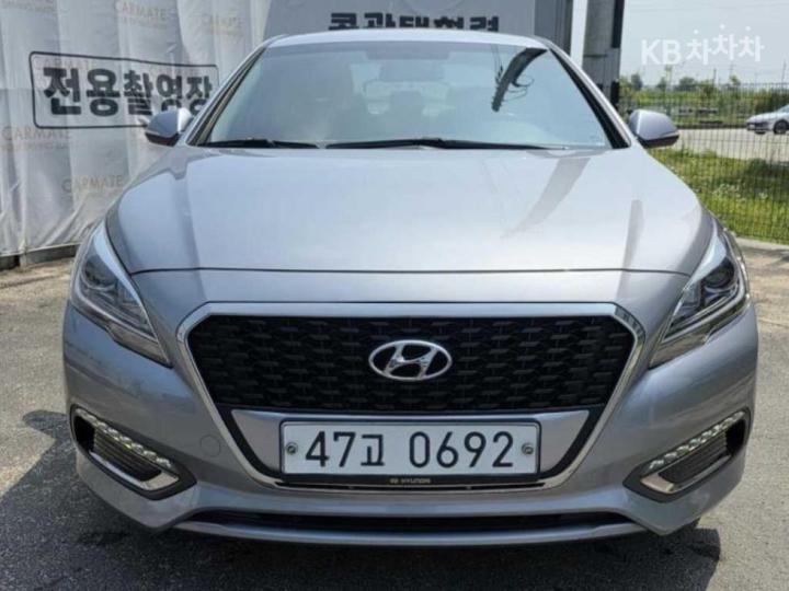 Hyundai Sonata LF Hybrid 2.0 HEV Modern