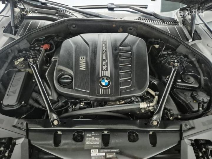 BMW 7 Series New 740d xDrive F01 6