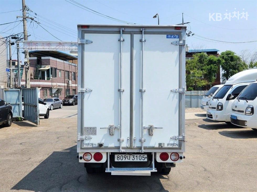 2018 - kia bongo iii