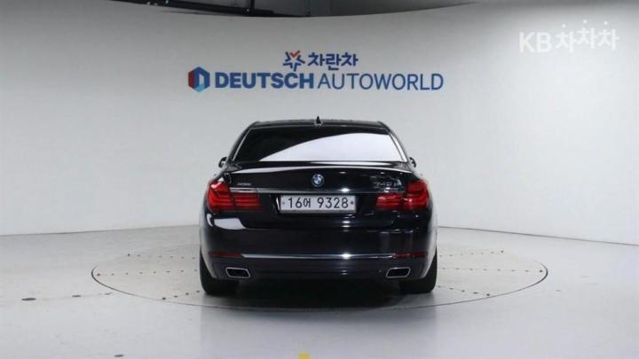 BMW 7 Series New 740d xDrive F01 5