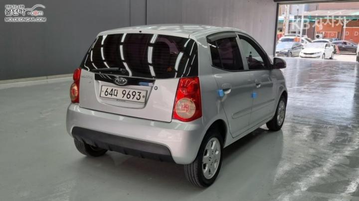 Kia Morning New LPI LX Base Type Black Premium 3