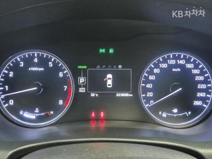 Hyundai Genesis DH G330 Modern 7