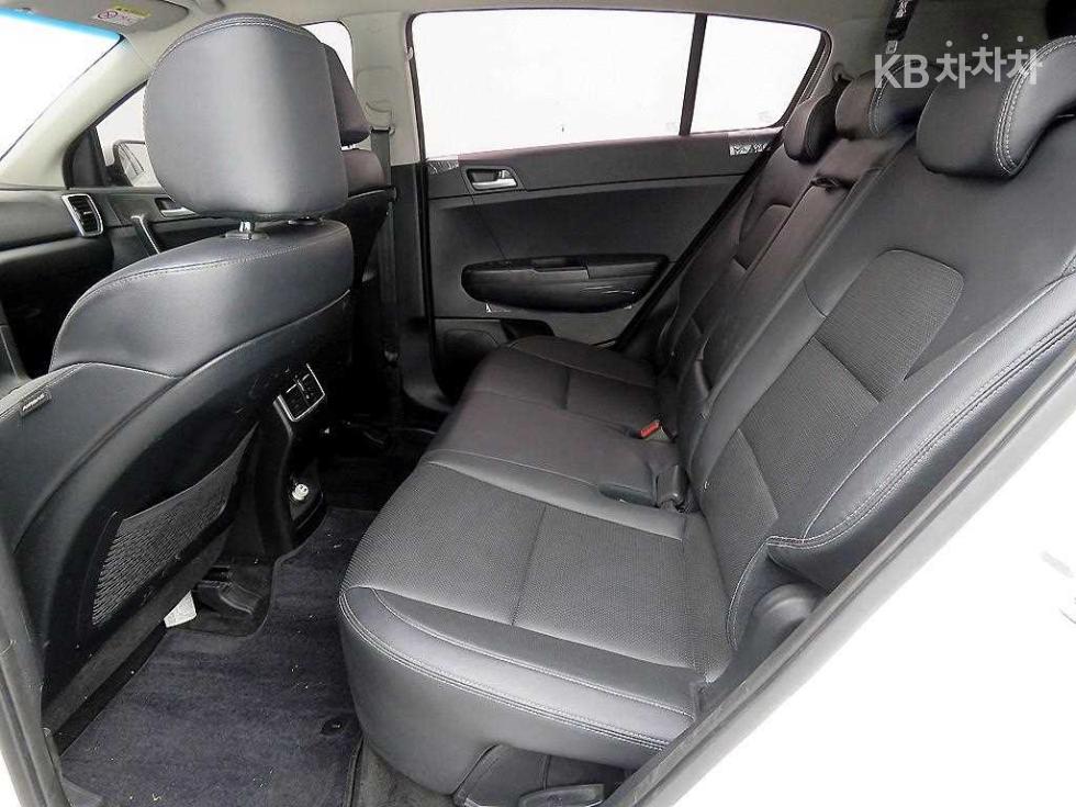2020 - kia sportage