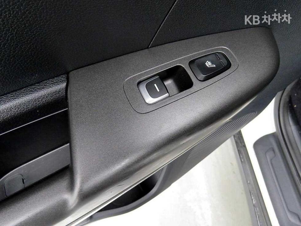 2020 - kia sportage