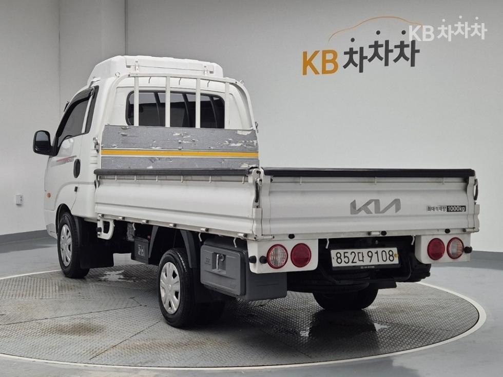 2023 - kia bongo iii