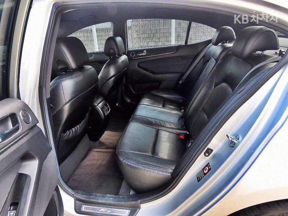 2010 - kia k7