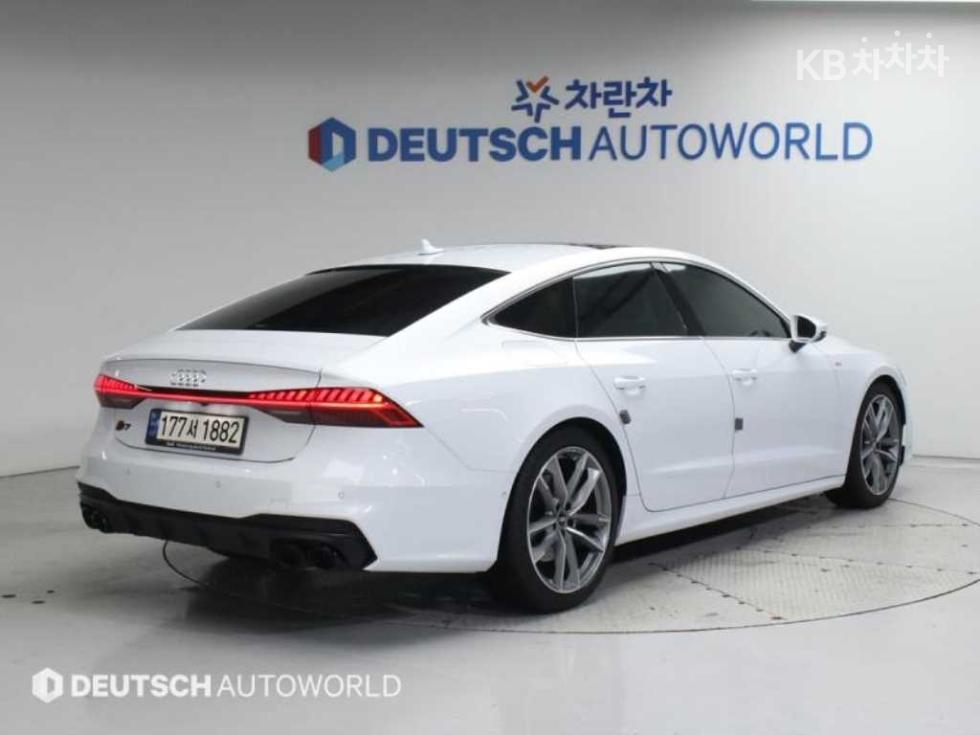 2021 - audi a7
