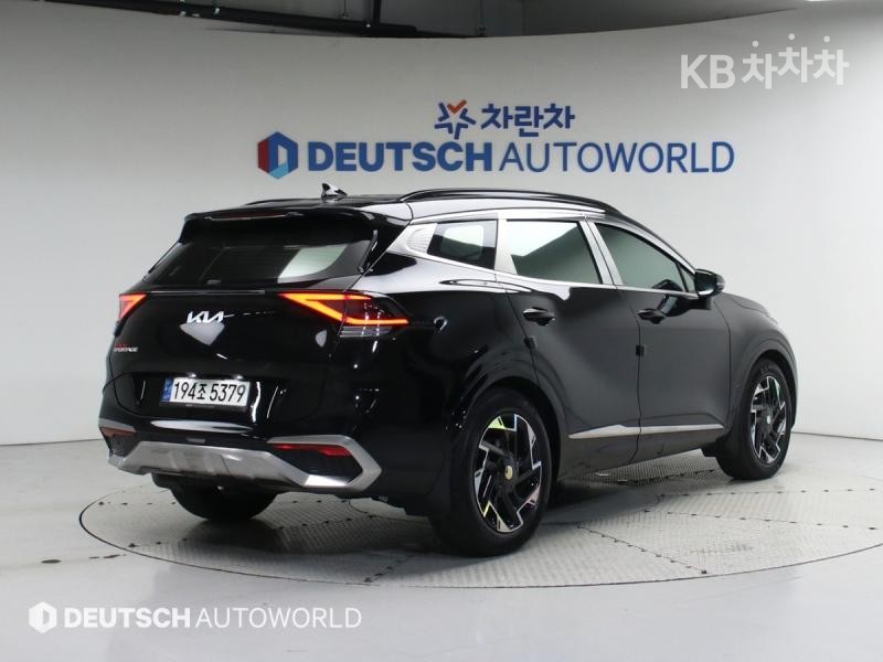 2022 - kia sportage