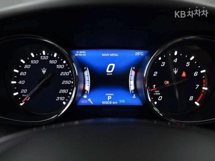 Maserati Quattroporte 3.0 V6 GranLusso 9