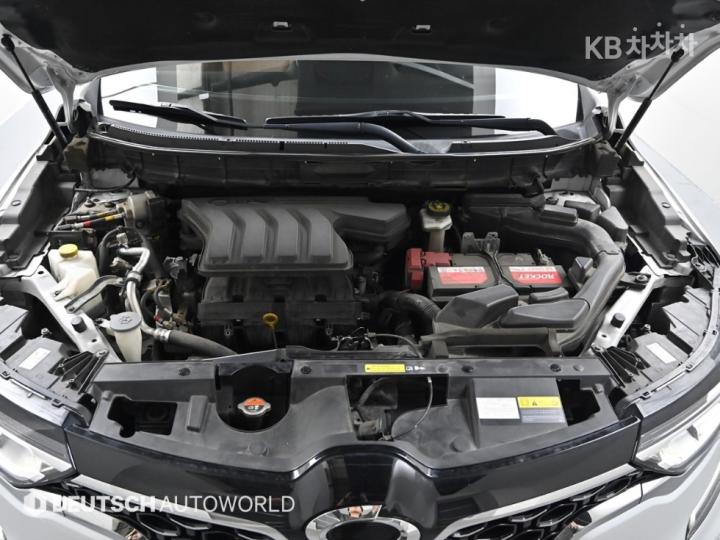 Renault QM6 2.0 LPe 2WD RE Signature 7