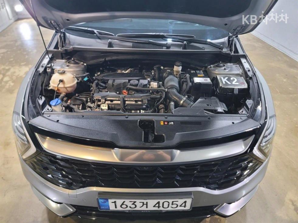 2022 - kia sportage