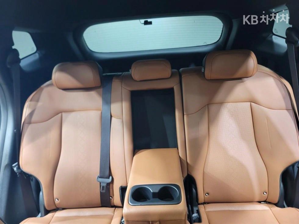 2022 - kia sportage
