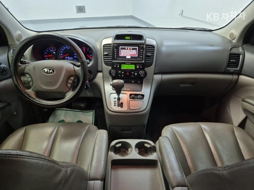 2013 - kia carnival