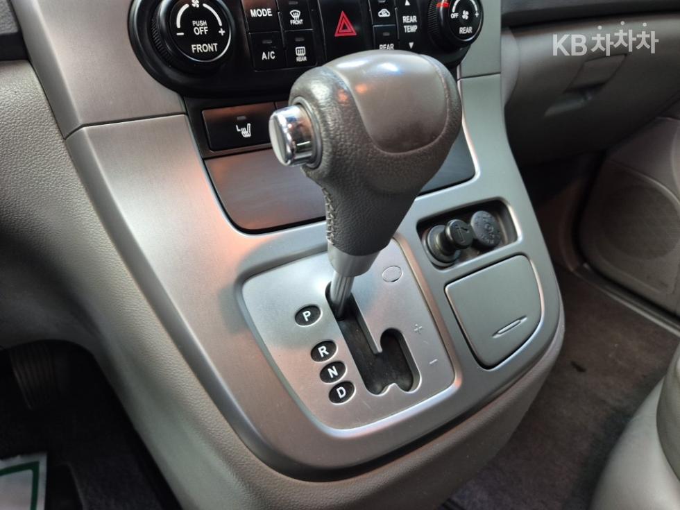 2013 - kia carnival