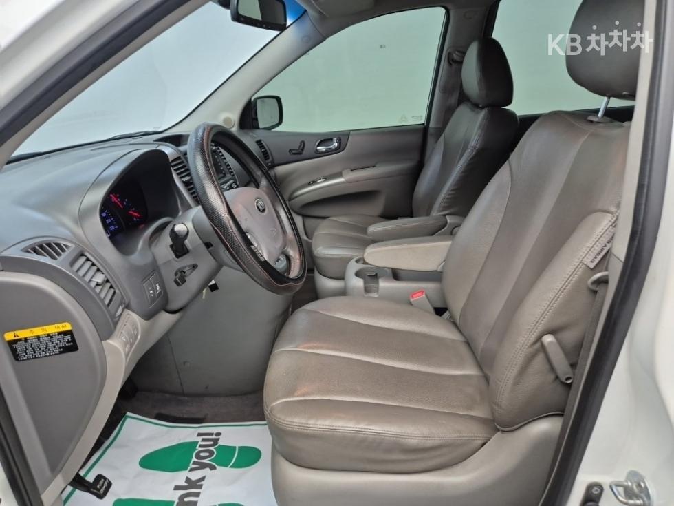 2013 - kia carnival