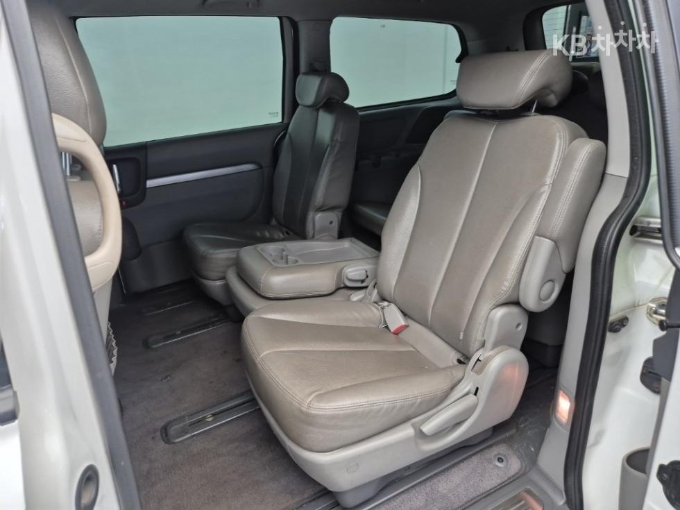 2013 - kia carnival
