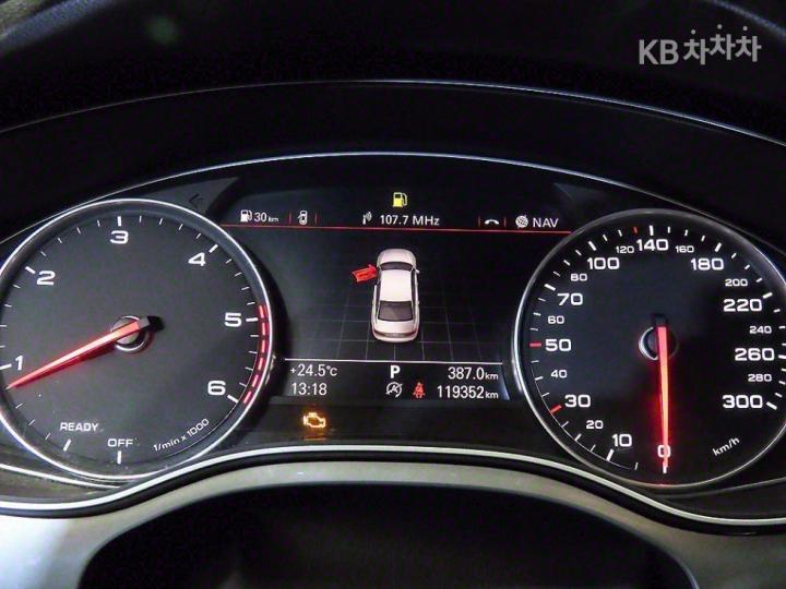 Audi A6 NEW 40 TDI Quattro Premium C7 10