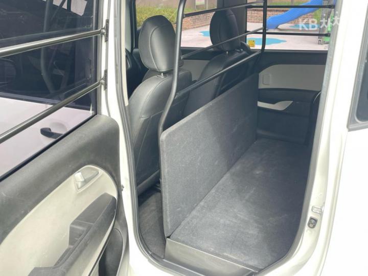 Kia Ray Van 1.0 Gasoline Van Prestige Special 10