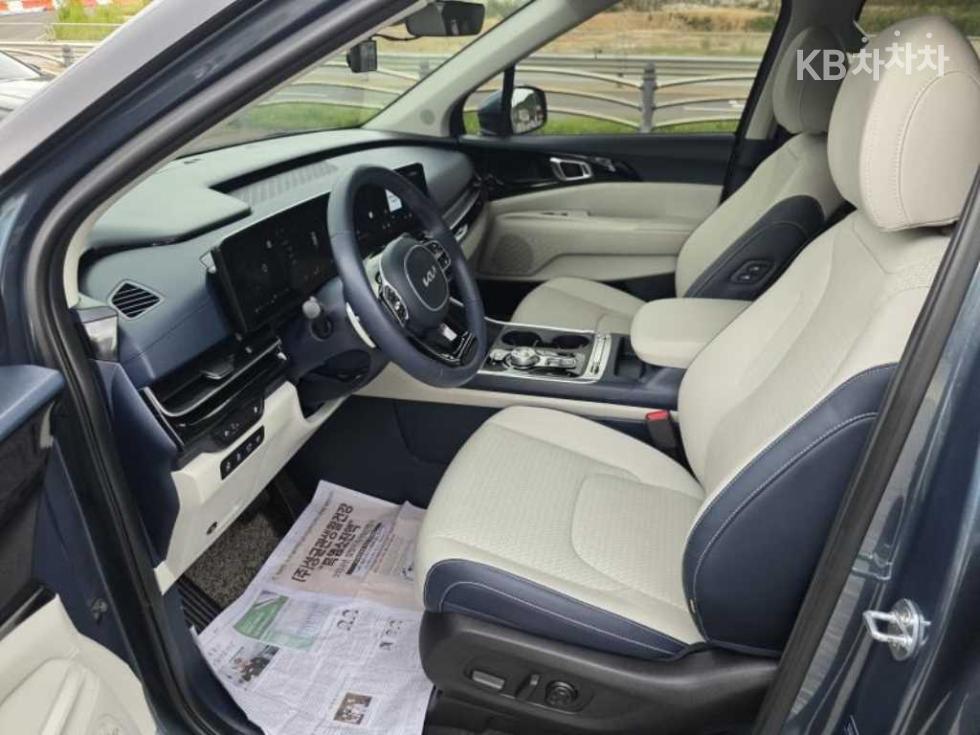 2024 - kia carnival