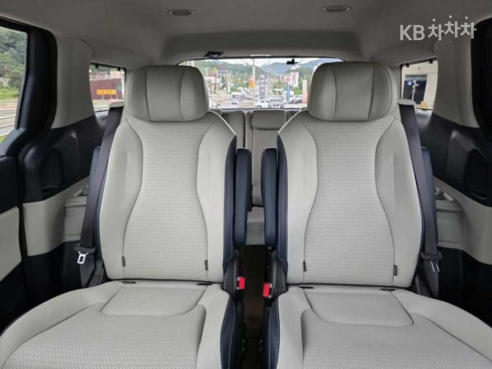 2024 - kia carnival