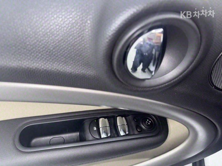 Mini Countryman D 2.0 10