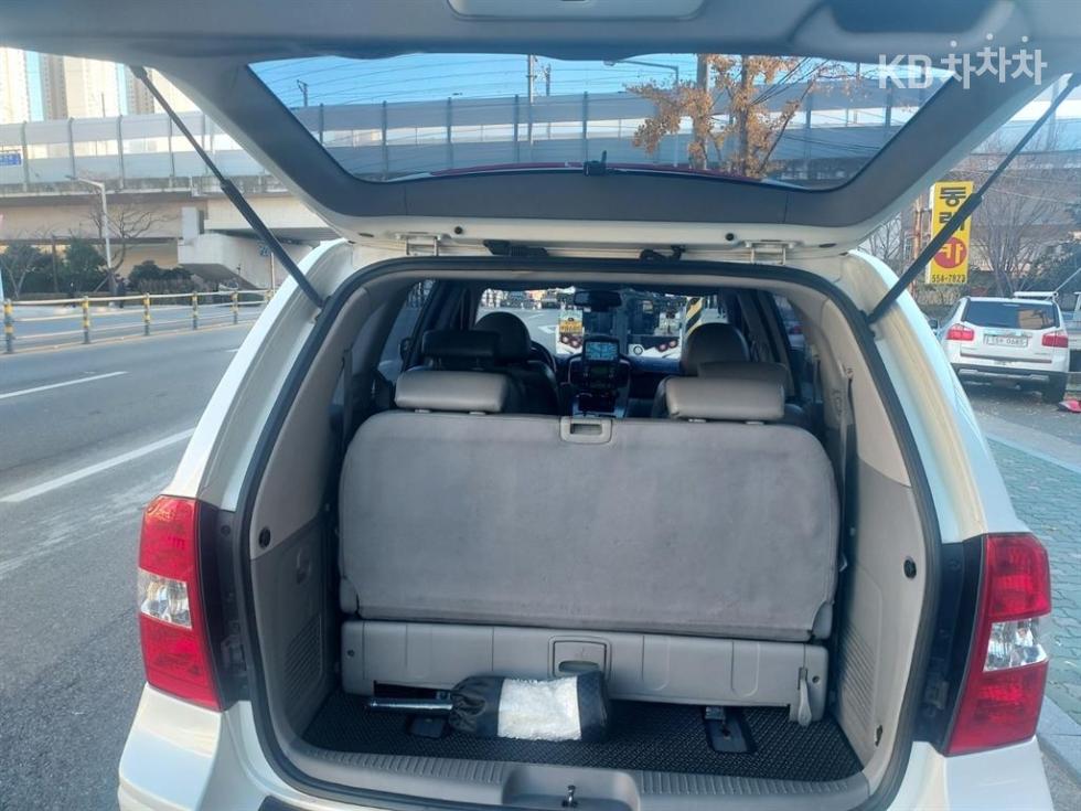 2012 - kia carnival