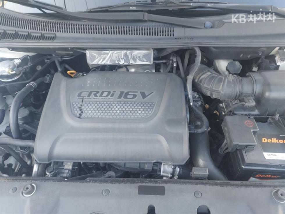 2012 - kia carnival