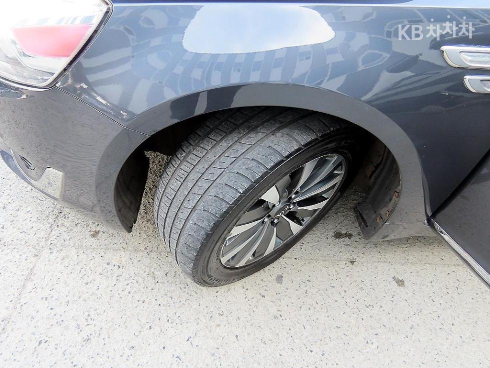 2015 - kia k7