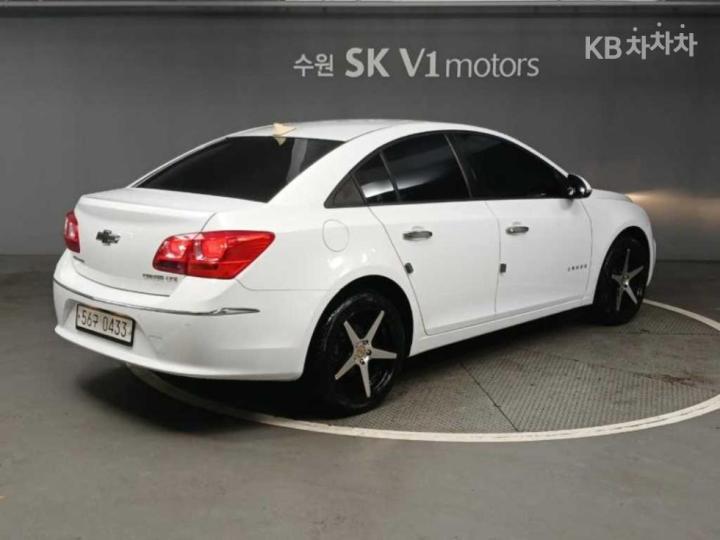 Chevrolet Cruze Amazing New 1.8 Gasoline LS 5