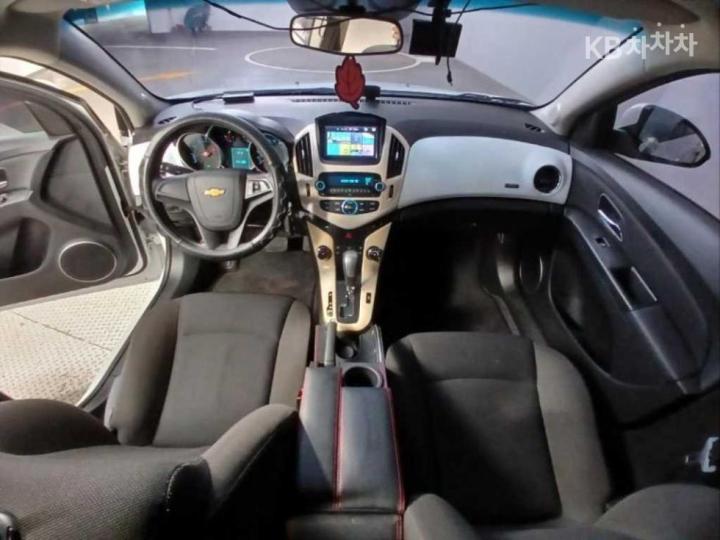 Chevrolet Cruze Amazing New 1.8 Gasoline LS 7