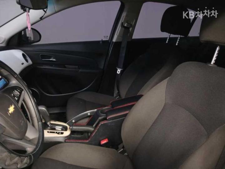 Chevrolet Cruze Amazing New 1.8 Gasoline LS 8