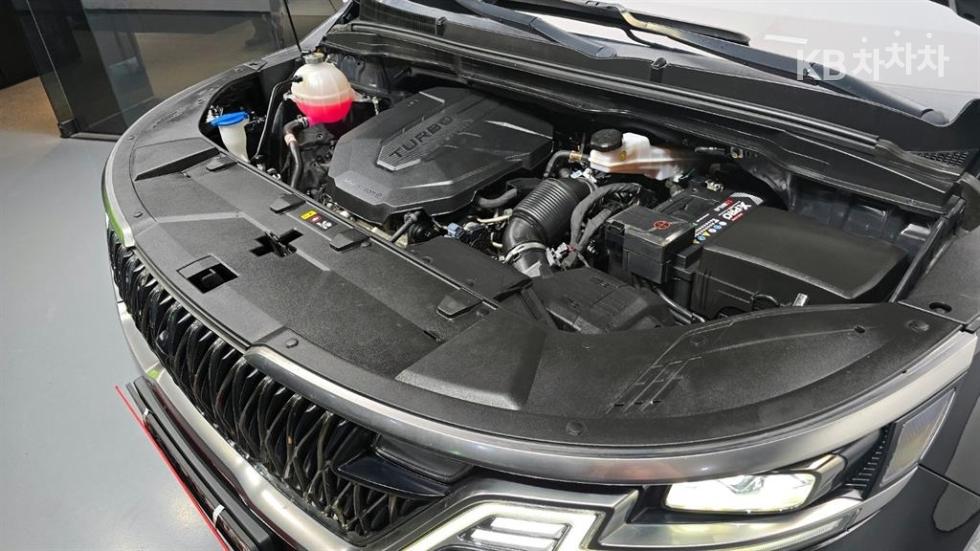 2022 - kia carnival