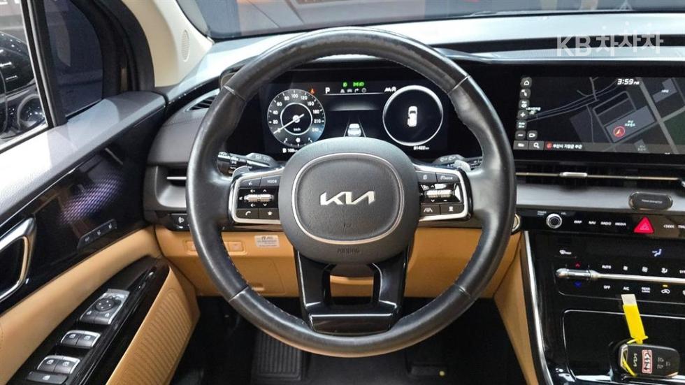 2022 - kia carnival