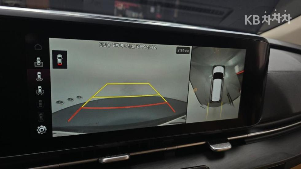 2022 - kia carnival