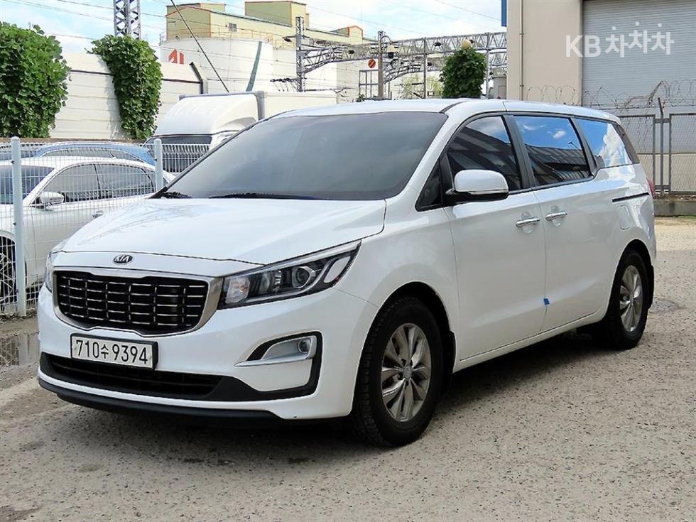 2019 - kia carnival